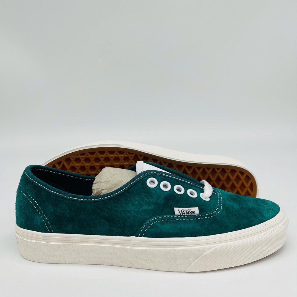 Authentic Classic Vans - Picture 10 of 12